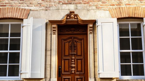 Découvrez les meilleures prestations de menuiserie à Caen